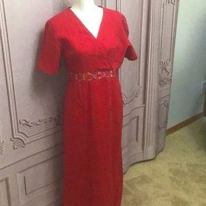 Very Chic Embroidered Maxi Dress